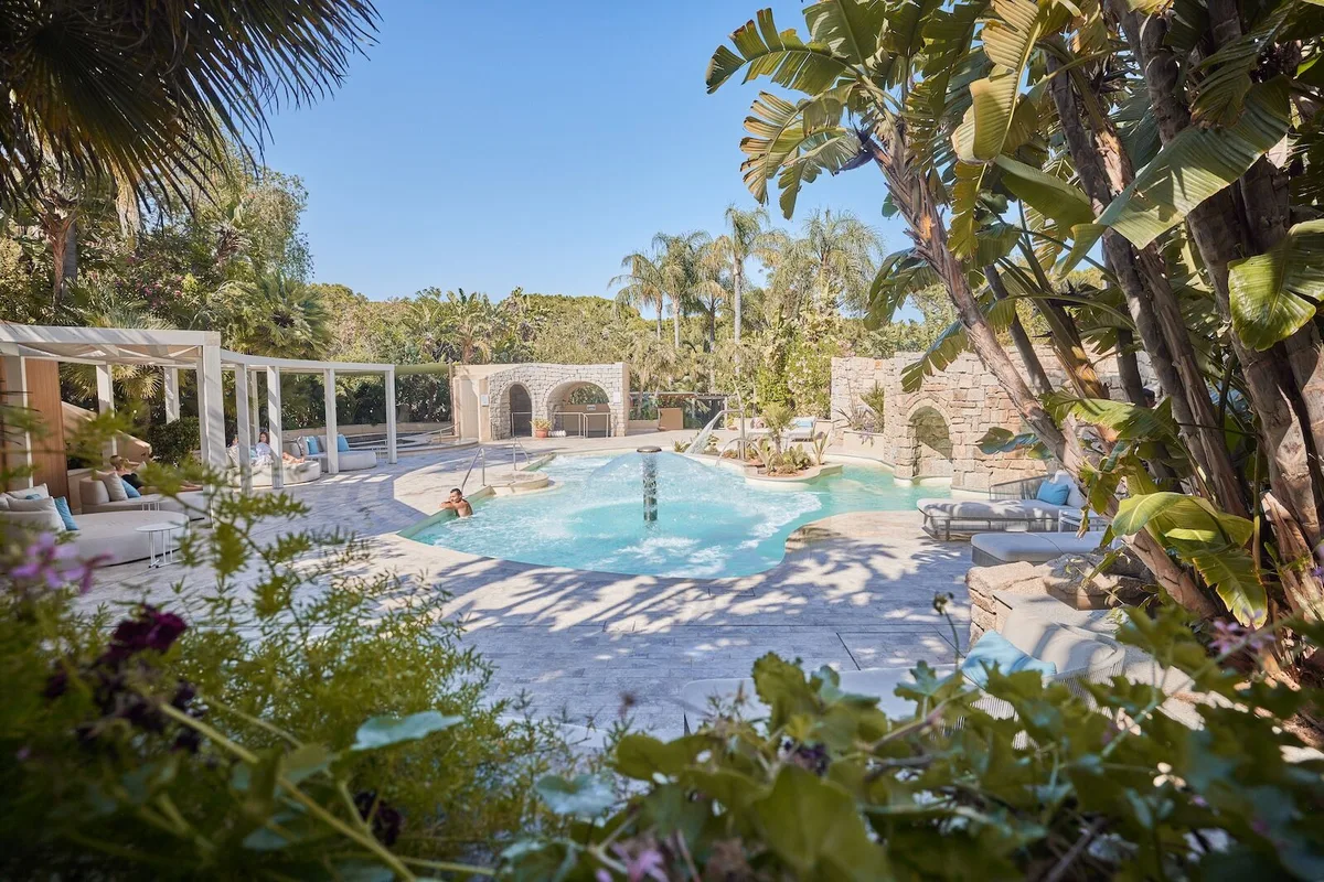 Khám Phá Forte Village: Khu Nghỉ Dưỡng Tại Ý Cho Người Yêu Thể Thao