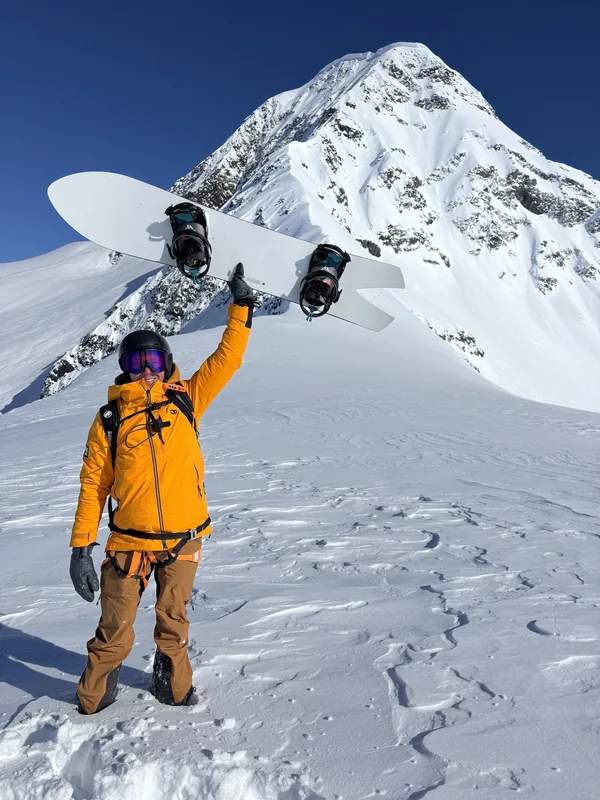 Khám Phá Giấc Mơ Tuyết Trắng và Tương Lai Trượt Tuyết ở Alaska