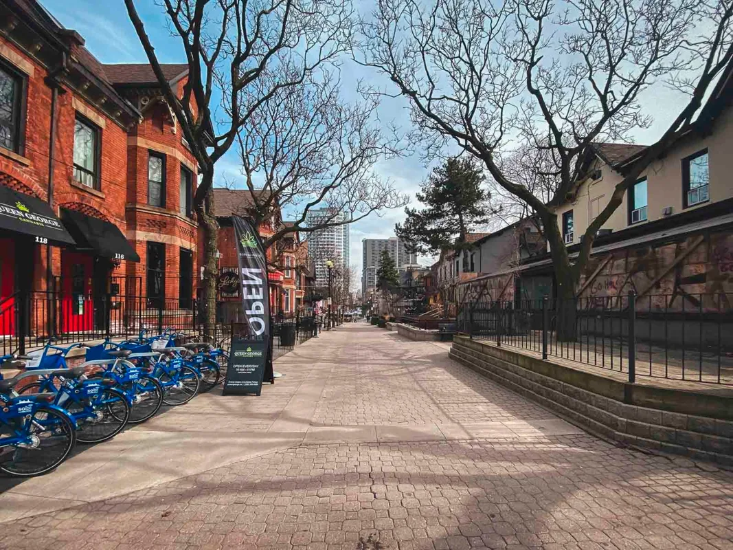 Khám Phá Hamilton, Ontario: 10 Điểm Đến Hấp Dẫn Cho Chuyến Đi Của Bạn