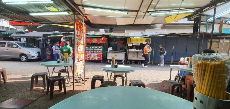 Discovering Hon Kee Porridge: A Fresh Fish Porridge Spot Since 1949 on Petaling Street