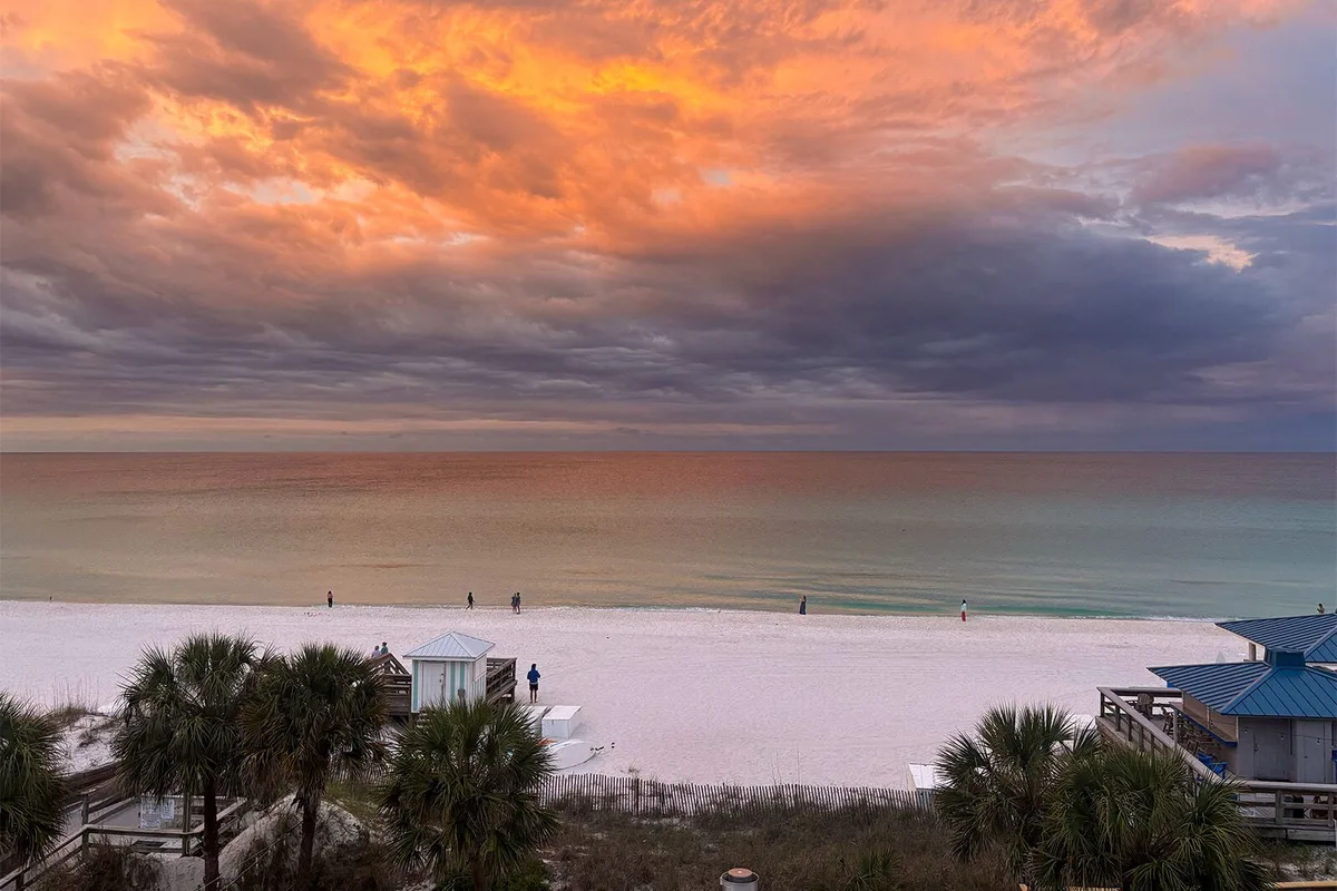 Khám Phá Khu Nghỉ Dưỡng Tại Fort Walton Beach: Bãi Biển, Bar Bơi Độc Đáo