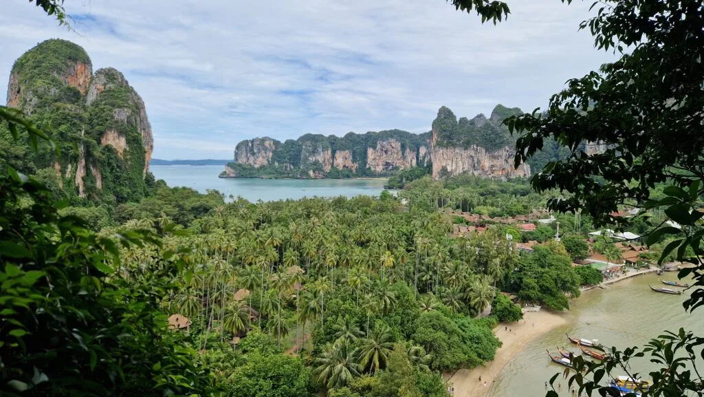 Khám Phá Krabi: Hướng Dẫn Đi Đảo, Leo Núi và Phiêu Lưu