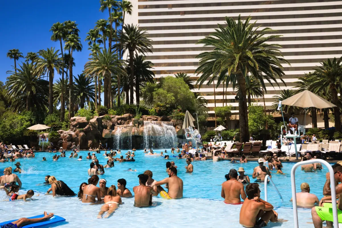 Khám Phá Las Vegas: Hơn Cả Ánh Đèn Sáng Ngời
