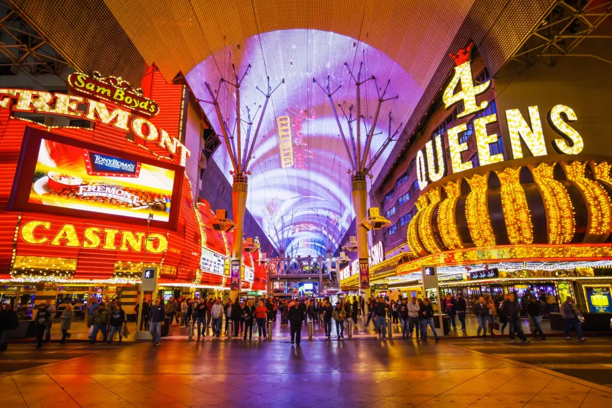 Khám Phá Las Vegas: Hơn Cả Ánh Đèn Sáng Ngời