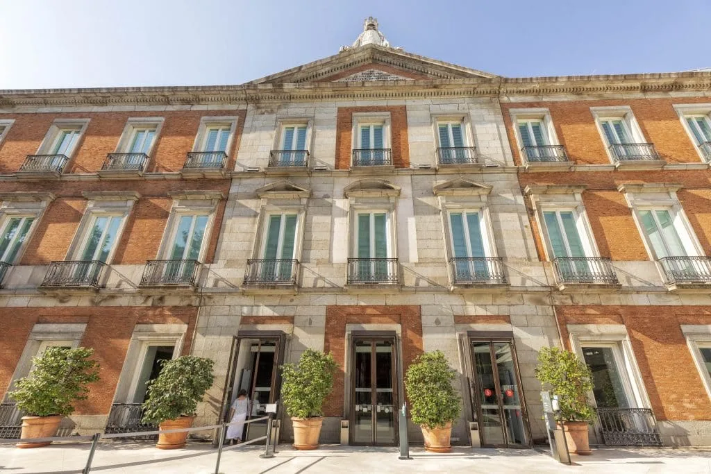 Khám Phá Madrid: Thành Phố Của Những Trái Tim Đam Mê Văn Hóa