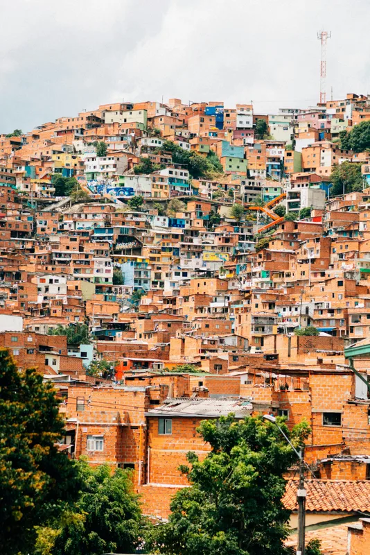 Khám Phá Medellín Không Theo Lối Mòn Du Lịch