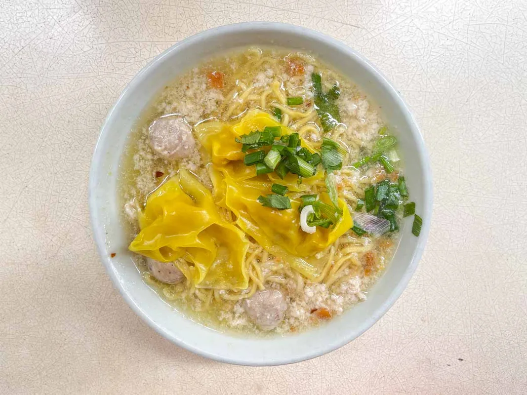 Khám Phá Mì Băm Chả Bò: Món Noodle Nước Đặc Biệt Tại Tampines