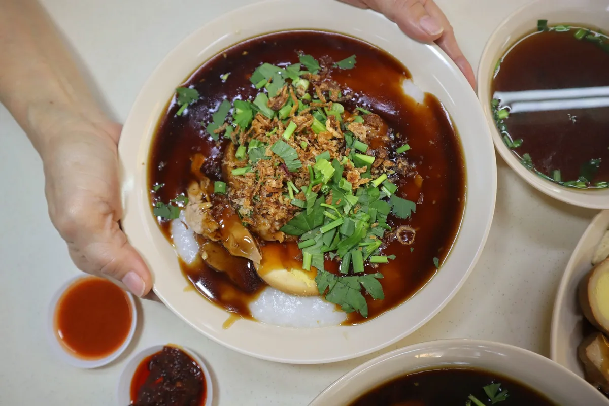 Khám Phá Món Vịt Hầm Tại Rui Heng Ở Singapore: Trải Nghiệm Vị Ngon Đích Thực