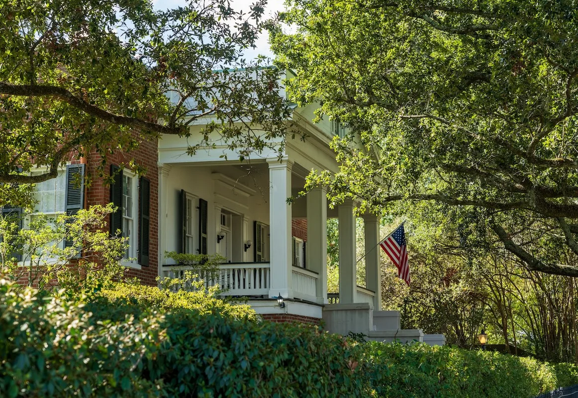 Discovering Natchez: A Historical Town in the Southern United States