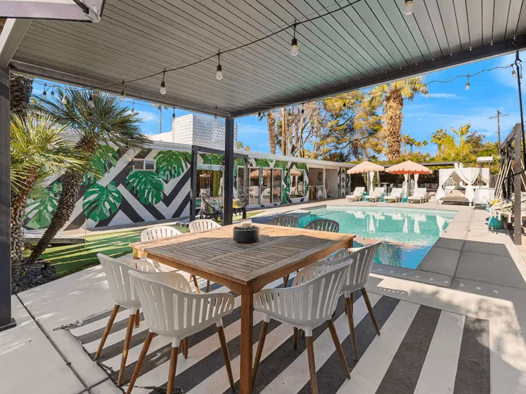 Khám Phá Những Airbnb Tuyệt Vời Tại Palm Springs Cho Bữa Tiệc Cưới