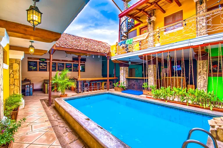 Khám Phá Những Điểm Đến Tháng 11 Khiến Bạn Mê Lịm