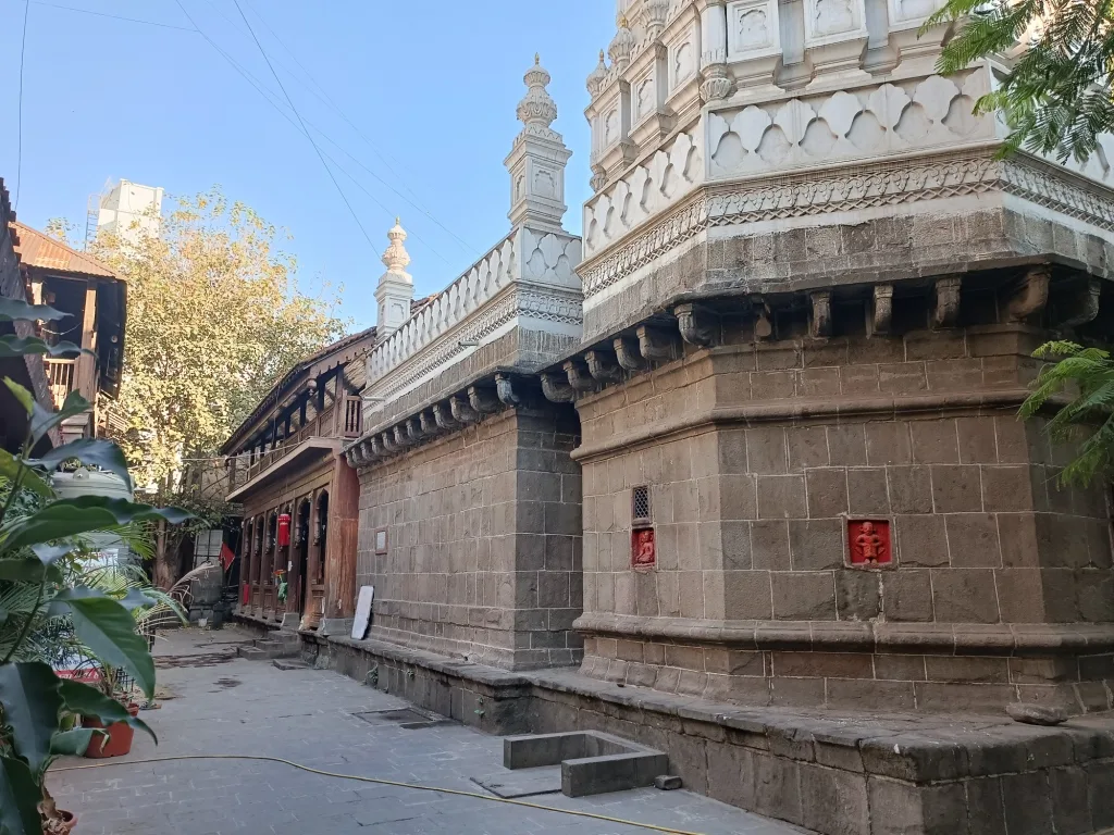 Khám Phá Những Ngôi Đền Cổ Kính Ở Pune: Hành Trình Qua Thời Gian