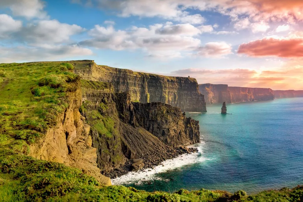 Khám Phá Những Nơi Đẹp Nhất Ireland: Vùng Đất Của Những Câu Chuyện Kỳ Diệu