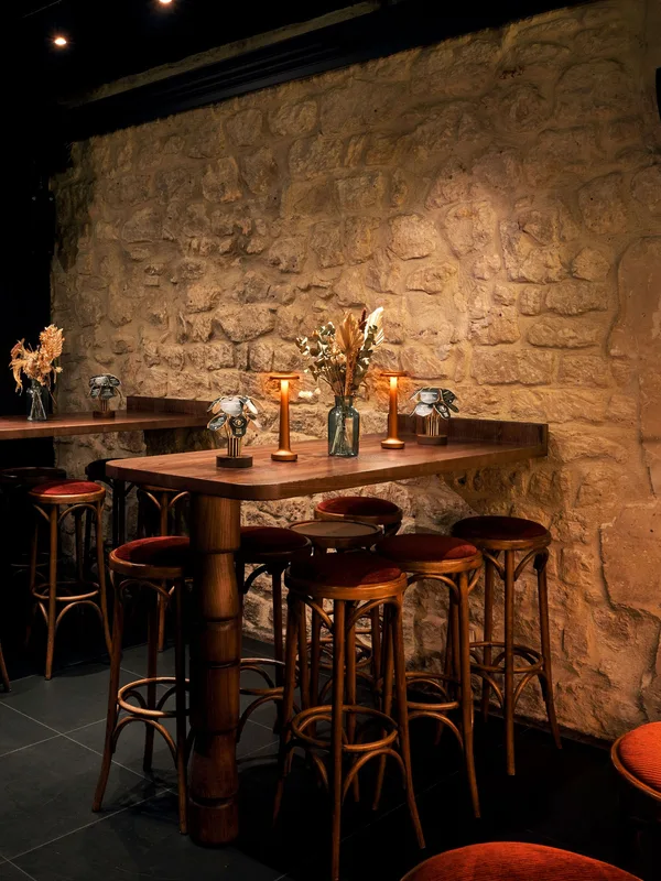 Khám Phá Những Quầy Bar Sang Trọng Ở Paris Với Cocktail Không Cồn