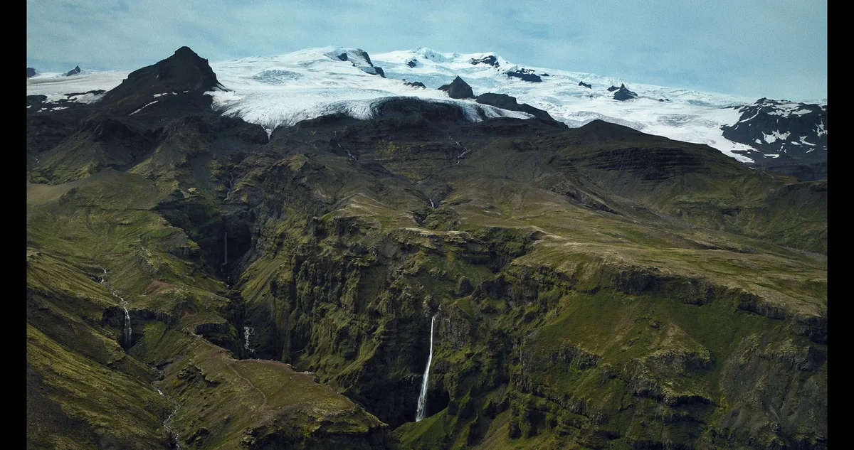 Khám Phá Những Tảng Băng Đang Biến Mất Tại Iceland Qua Góc Nhìn Của Đạo Diễn Sara Dosa