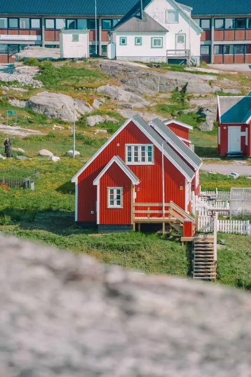Khám Phá Nuuk: 10 Trải Nghiệm Tuyệt Vời Tại Thủ Đô Lạnh Nhất Thế Giới