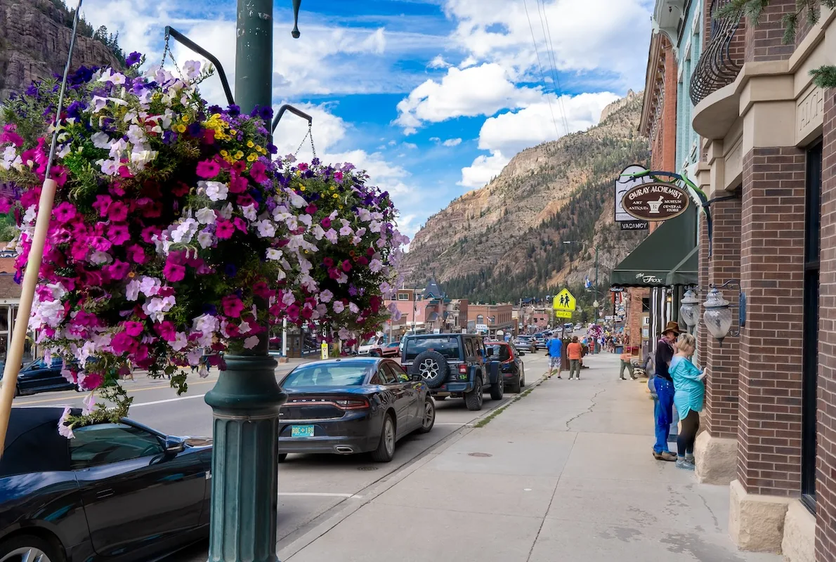 Khám Phá Ouray: Thị Trấn Nhỏ Giữa Colorado Tựa Như Thụy Sĩ