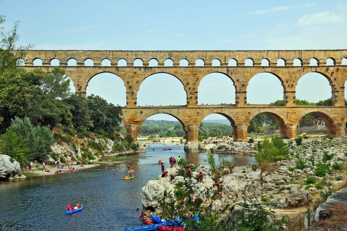 Khám Phá Pont du Gard: Công Trình Kỳ Diệu Của Đế Chế La Mã