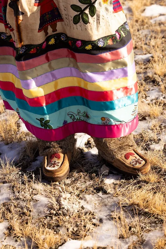Khám Phá Quê Hương Người Blackfoot Ngay Giữa Biên Giới Mỹ - Canada