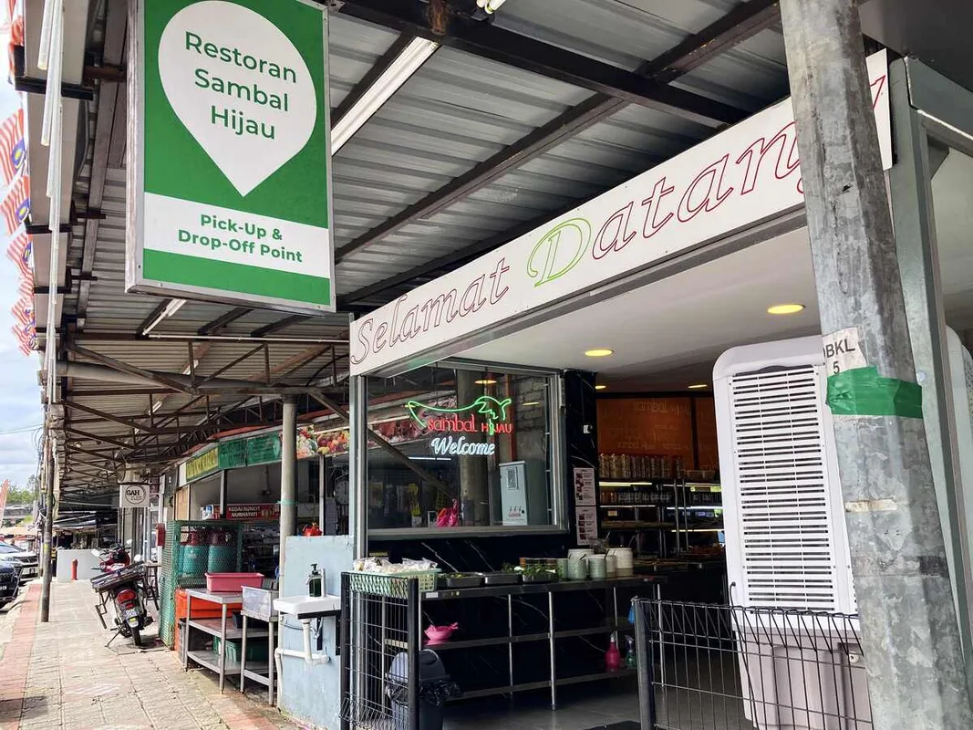 Khám Phá Restoran Sambal Hijau: Thiên Đường Nasi Campur Ở Kuala Lumpur
