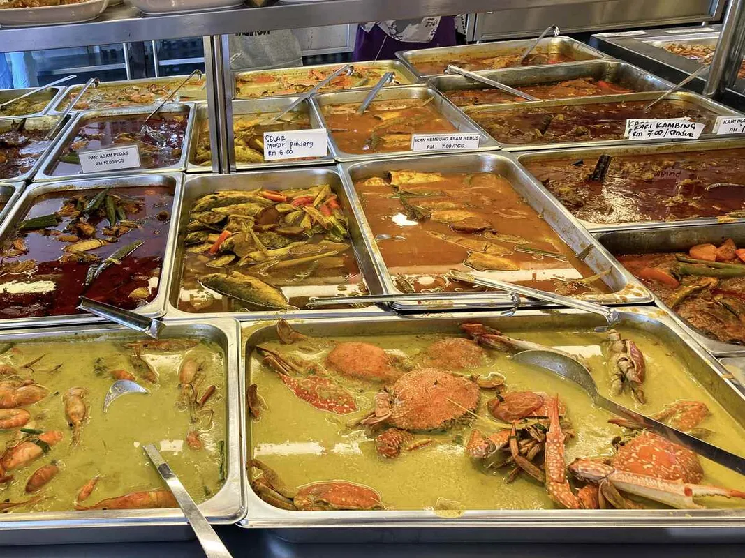 Khám Phá Restoran Sambal Hijau: Thiên Đường Nasi Campur Ở Kuala Lumpur
