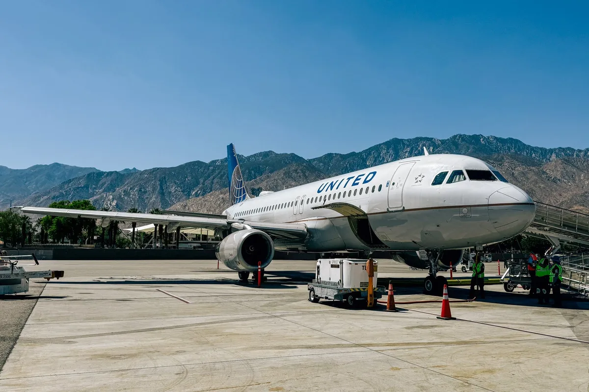 Khám Phá United Explorer Card: Tận Hưởng Quyền Lợi Sang Trọng Không Tốn Kém