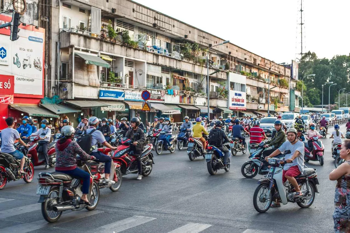 Khám Phá Việt Nam: 10 Điều Thú Vị Bạn Cần Biết