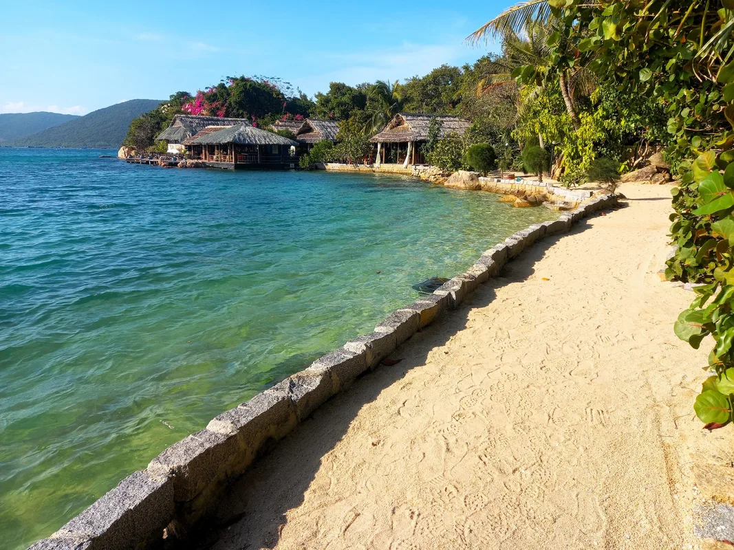 Khám Phá Whale Island Resort: Thiên Đường Nghỉ Dưỡng Bền Vững Tại Nha Trang