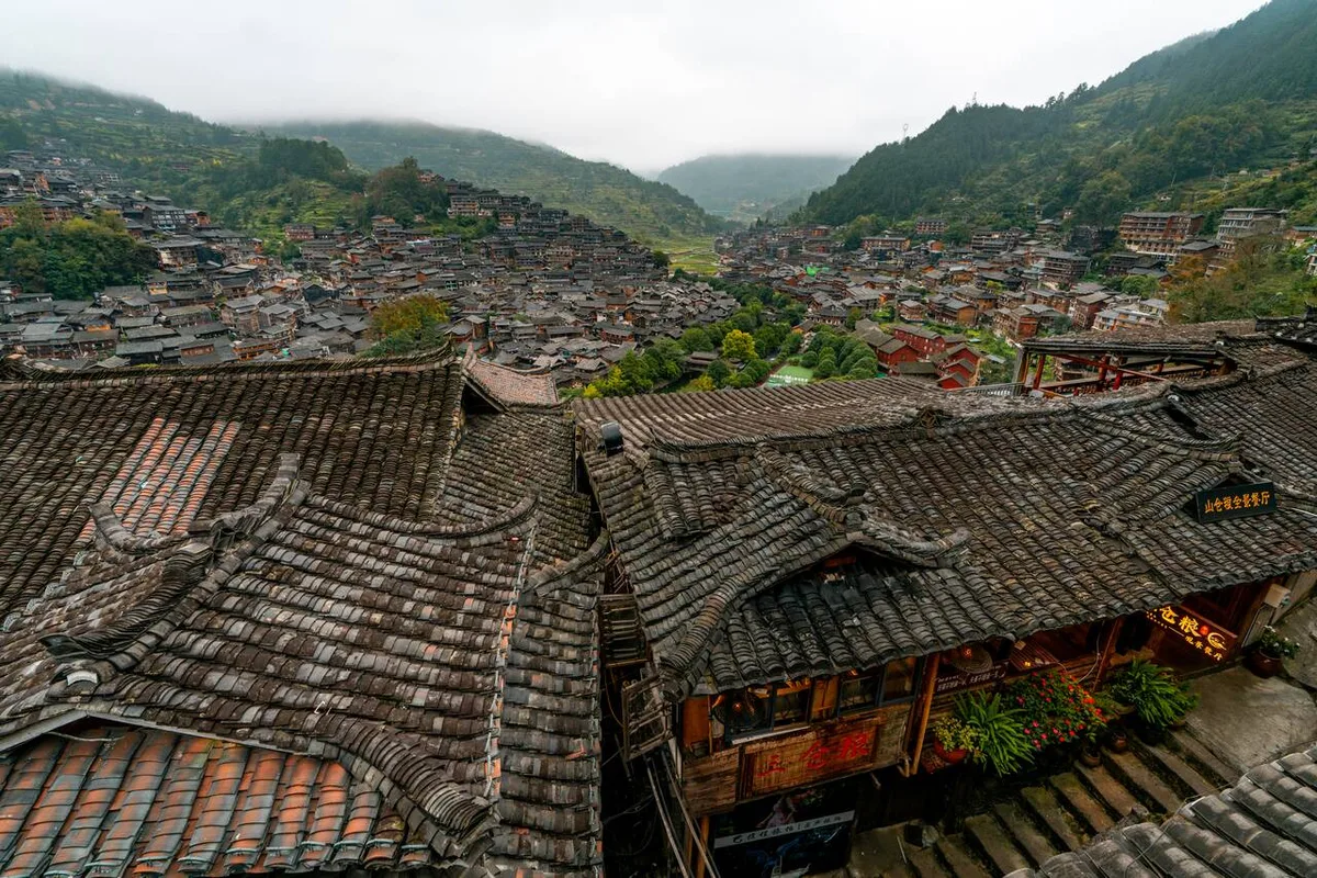 Khám Phá Xijiang: Ngôi Làng Miao Đẹp Nhất Trung Quốc