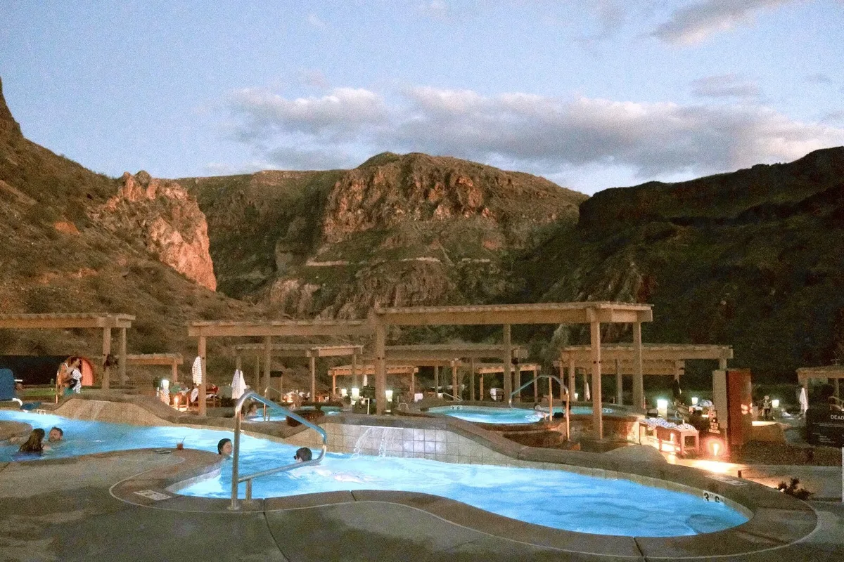 Khám Phá Zion và Các Hoạt Động Hấp Dẫn Ở Nam Utah