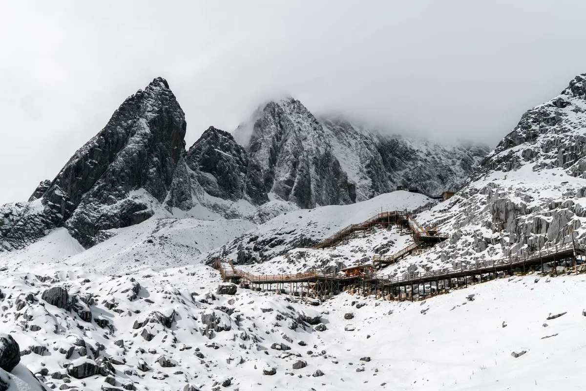 Lạc Bước Ở Lijiang: Những Điều Không Thể Bỏ Qua