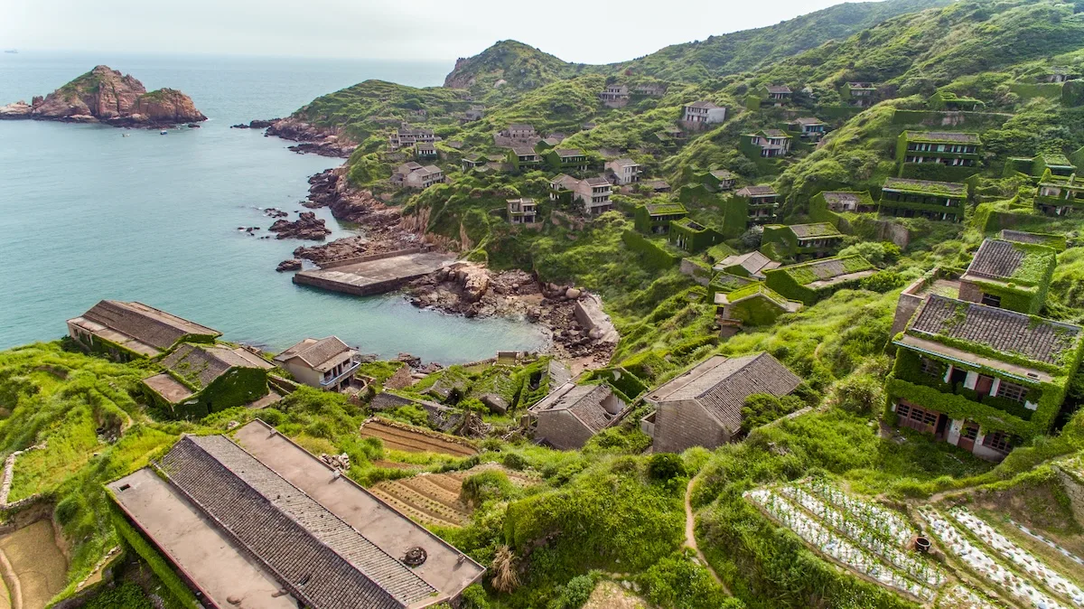 Làng Chài Houtouwan: Nơi Thiên Nhiên Chiếm Lĩnh Dần Dần