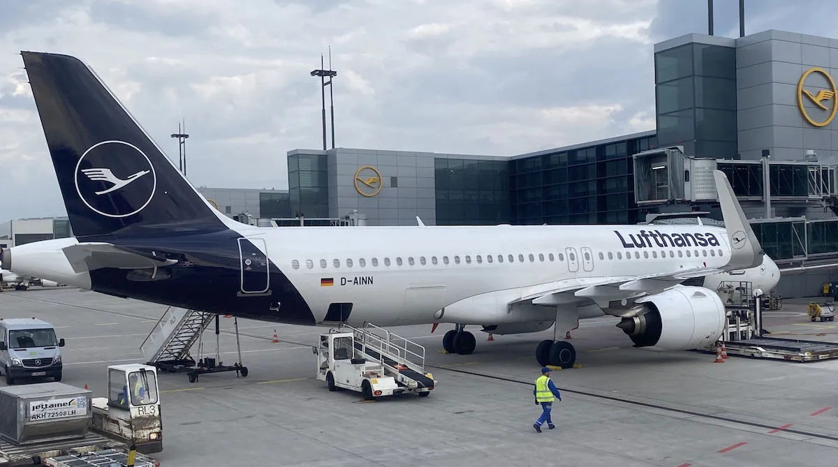 Lufthansa Thay Đổi Cấu Trúc Giá Vé: Không Bao Gồm Hành Lý Xách Tay!