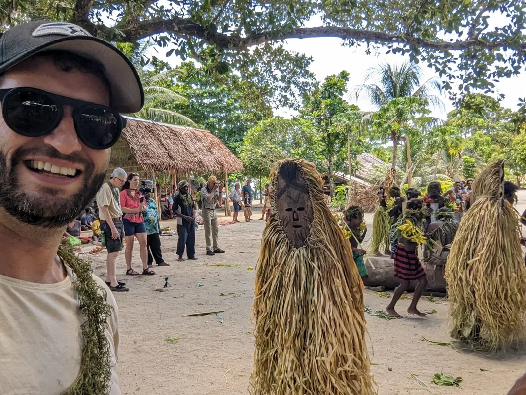 Lý Do Mình Mê Những Chuyến Đi Khám Phá Cùng Lindblad Expeditions