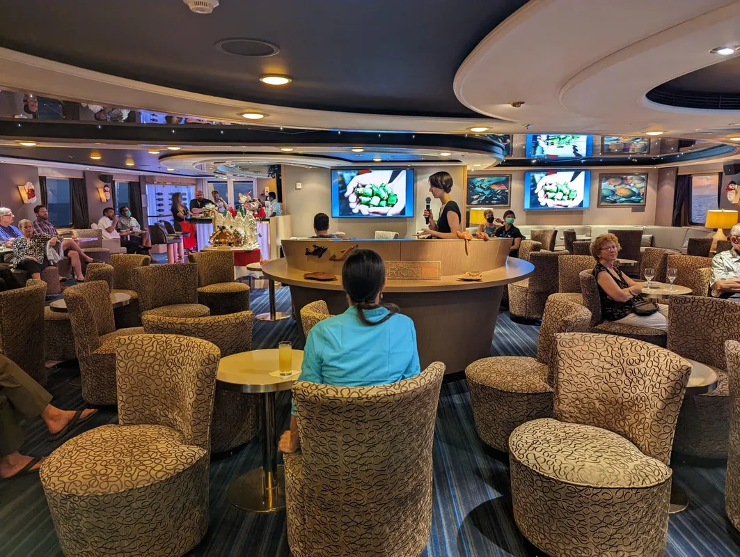 Lý Do Mình Mê Những Chuyến Đi Khám Phá Cùng Lindblad Expeditions