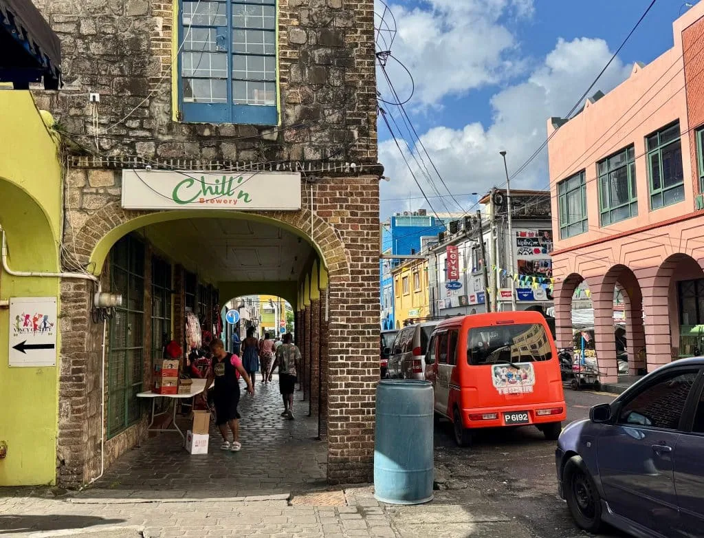 Một Ngày Dạo Chơi Đảo Caribbean: Vừa Thú Vị Vừa Thư Giãn
