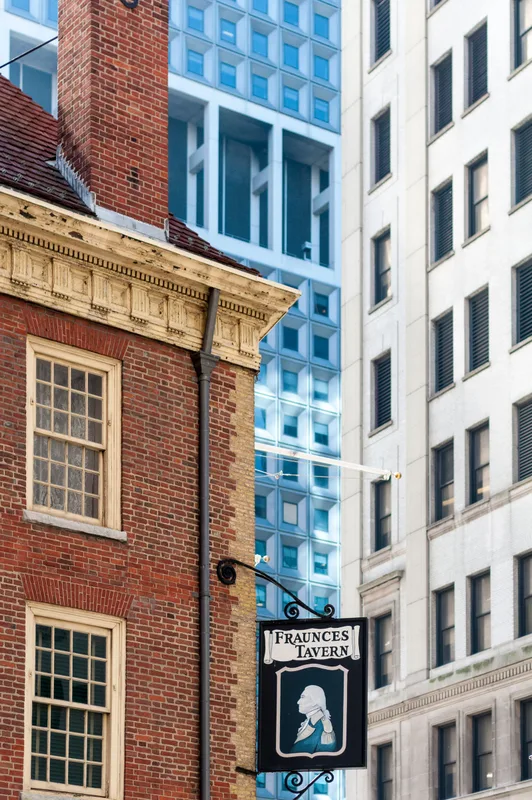 Một Ngày Tuyệt Vời Ở FiDi: Khám Phá Khu Tài Chính New York