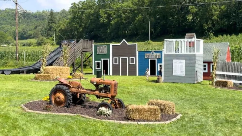 Một Ngày Vui Chơi Tại Vườn Táo Ferguson, Wisconsin