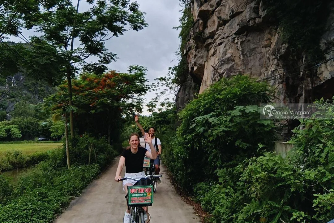 Ninh Bình: Hướng Dẫn An Toàn Thực Tế Dành Cho Du Khách
