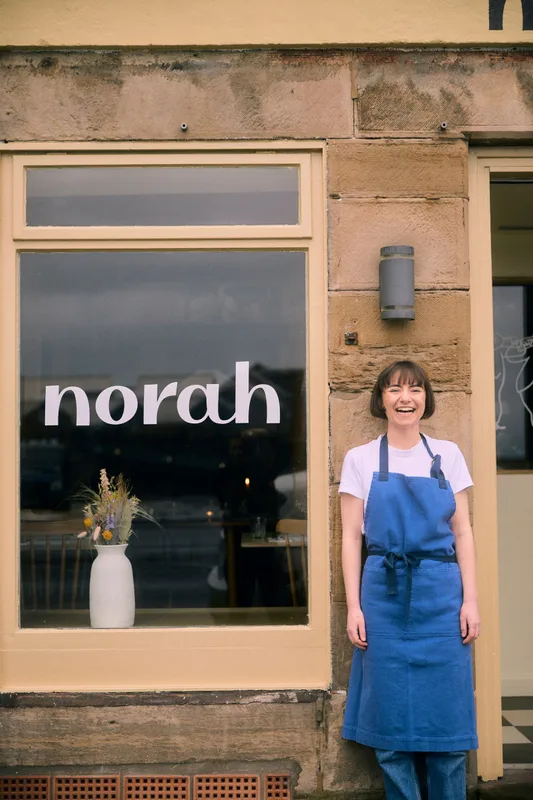 Norah: Nơi Giai Điệu Ẩm Thực Ireland Gặp Gỡ Scotland Tại Edinburgh