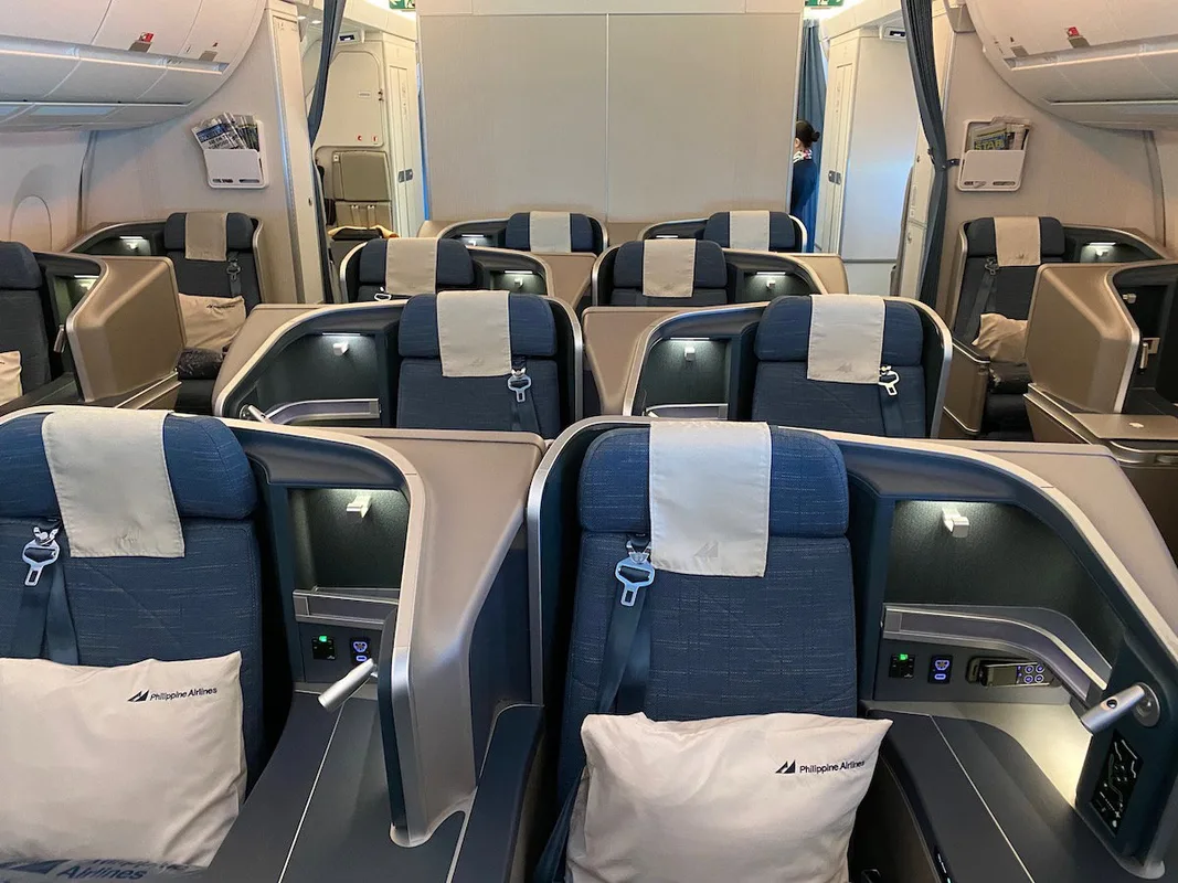 Philippine Airlines Tham Gia Liên Minh Oneworld Năm 2027: Tin Tức Chấn Động