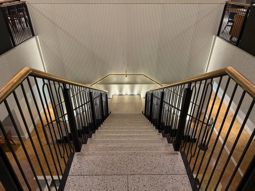 Qantas Hủy Kế Hoạch Mở Lounge Hạng Nhất Tại London Heathrow: Kịch Bản Giả Tưởng