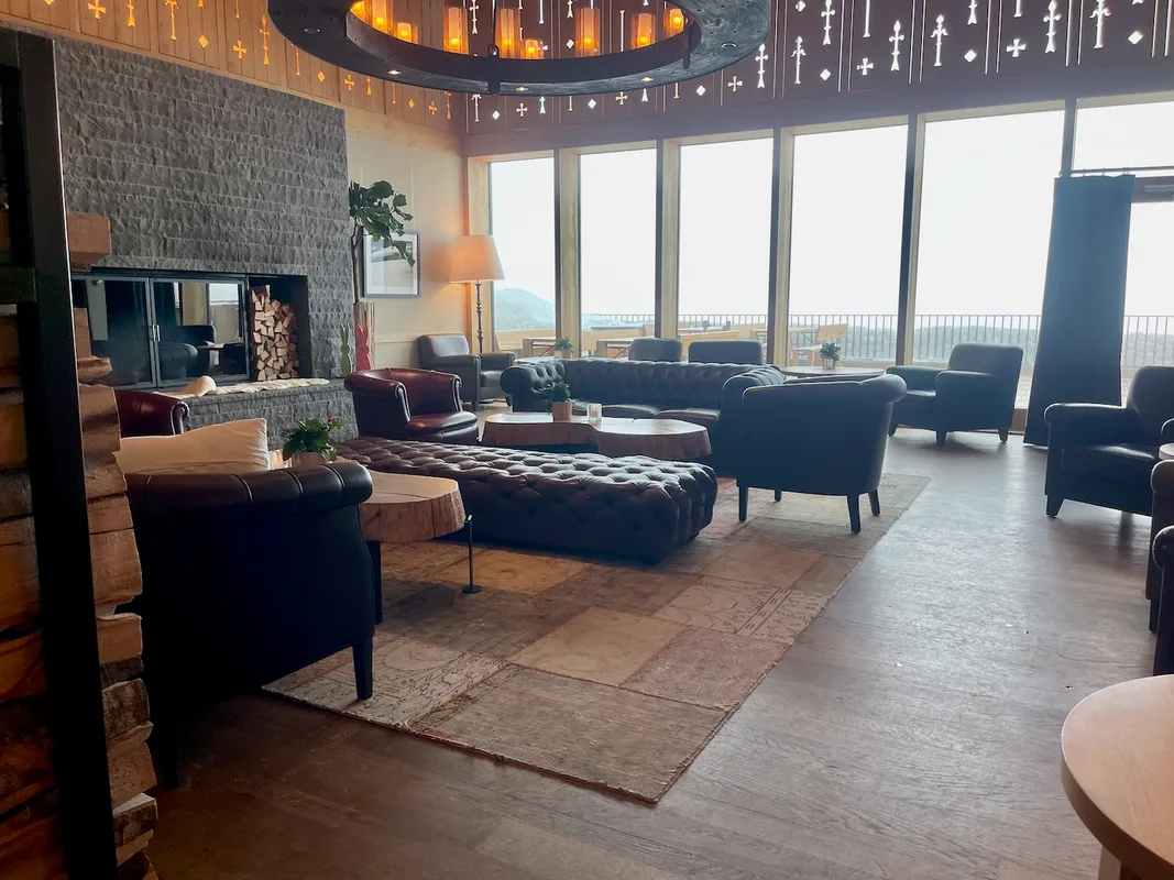 Review Frutt Mountain Resort: Kỳ Nghỉ Thú Vị Tại Nơi Trượt Tuyết Ở Thụy Sĩ
