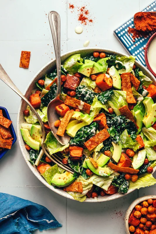 Salad Taco Khoai Lang Và Đậu Garbanzos Chay Ngon Miệng