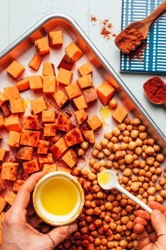 Salad Taco Khoai Lang Và Đậu Garbanzos Chay Ngon Miệng