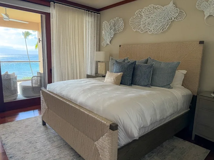 So Sánh Four Seasons Maui và Marriott Kapalua Bay: Chọn Khách Sạn Nào Để Có Kỳ Nghỉ Hoàn Hảo?