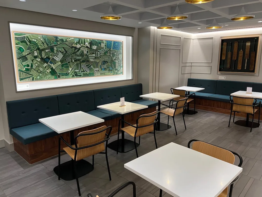 So Sánh Thẻ Tín Dụng Cao Cấp: Chase Sapphire Reserve và Amex Platinum