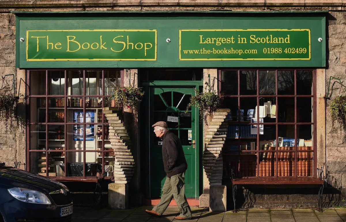 Discovering Bookish Cities