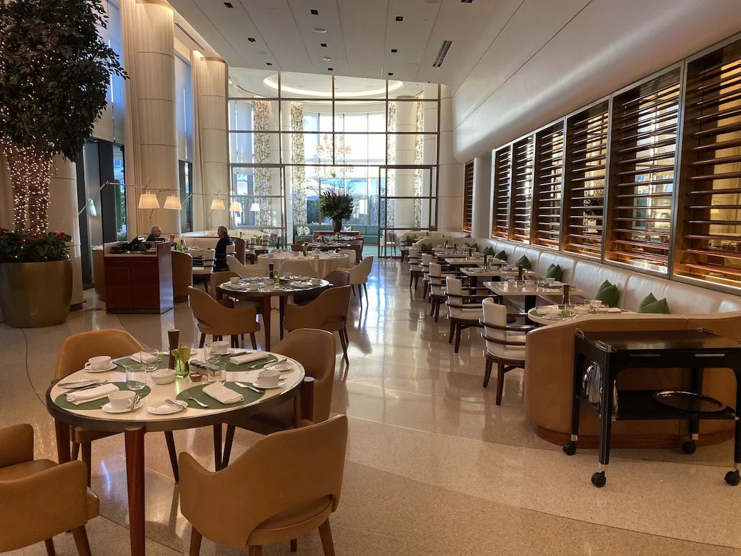 Thẻ Tín Dụng Amex Business Platinum: Ưu Đãi Khủng & Lợi Ích Đáng Chú Ý