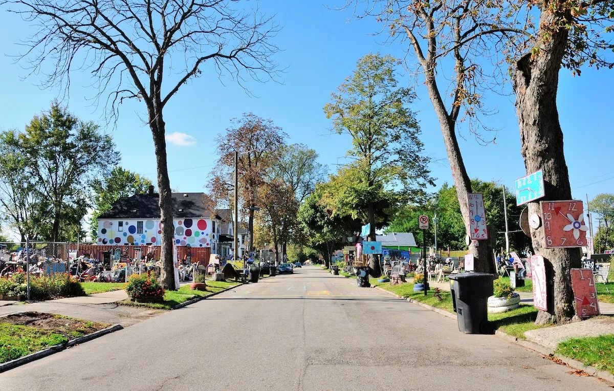 Experience the Vibrant Colors of Unique Streets in America